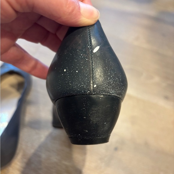 Salvatore Ferragamo Women's Dark Gray Leather Heels - Picture 9 of 10